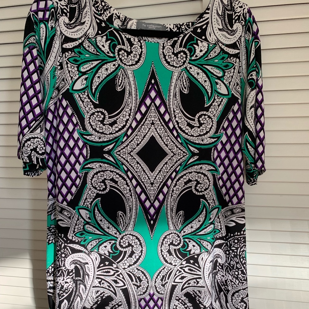 Beautiful Printed Dress Size PXL
